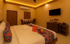 Fabhotel Shree Ram Aadhar 900 Mtr From Ram Mandir